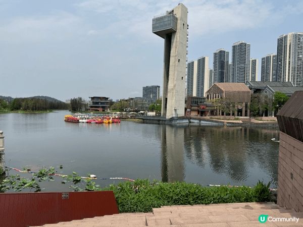 順德歡樂海岸PLUS是位於佛山大良的頂級文旅綜合體，以「免門...