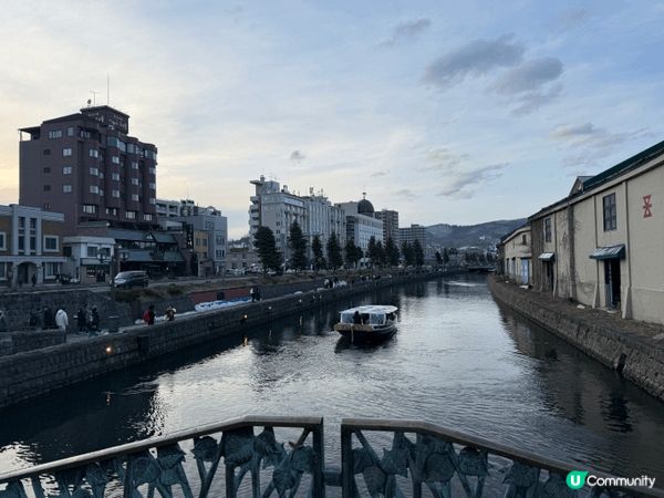 小樽係北海道一個充滿浪漫氣息嘅港口城市，以復古倉庫群同小樽運...