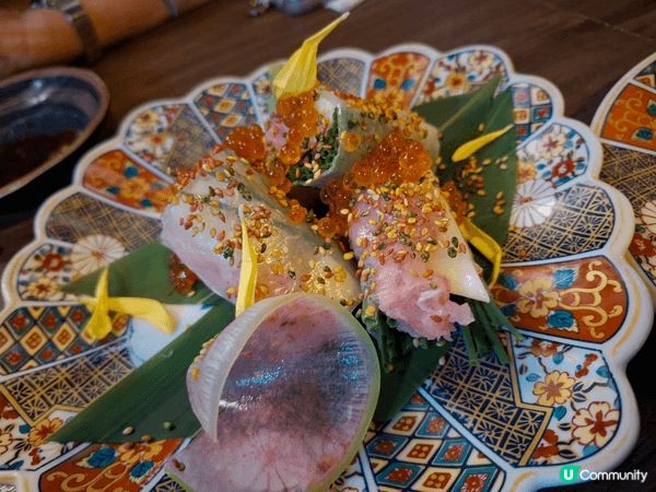 位於旺角黑布街的日式居酒屋，旺中帶靜，鄰近地鐵站，小店食物新...
