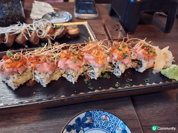 位於旺角黑布街的日式居酒屋，旺中帶靜，鄰近地鐵站，小店食物新...
