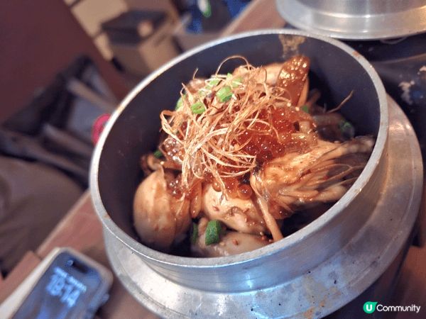 位於旺角黑布街的日式居酒屋，旺中帶靜，鄰近地鐵站，小店食物新...