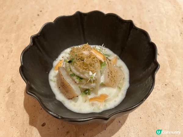 Mora 位於上環摩羅上街40號，是法式的Fine Dini...