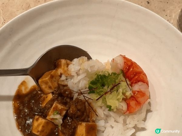 Mora 位於上環摩羅上街40號，是法式的Fine Dini...