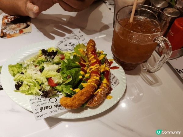 冰室新推出下午茶套餐～吉列脆脆魚柳拼沙律菜，還可免費升級紅豆...