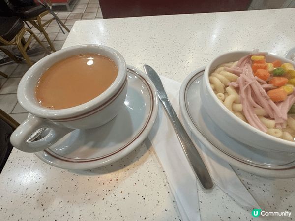 柴灣嘅街坊一定熟悉威利華茶餐廳，早餐嘅火腿通粉配腸蛋、牛油方...
