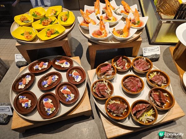 尖沙咀千禧新世界酒店自助晚餐真係令人驚喜，食物選擇極多，海鮮...