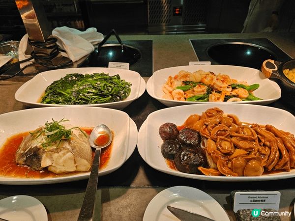 尖沙咀千禧新世界酒店自助晚餐真係令人驚喜，食物選擇極多，海鮮...