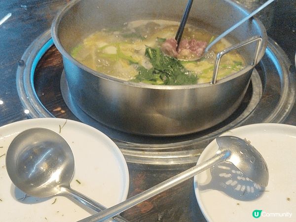 超脆皮燒鵝，勁惹味。脆肉碗亦十分鮮，一d 都唔腥