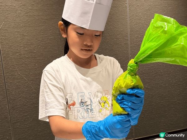 今年母親節周末享用親子自助午餐，體驗十分難忘。餐廳空間不算寬...