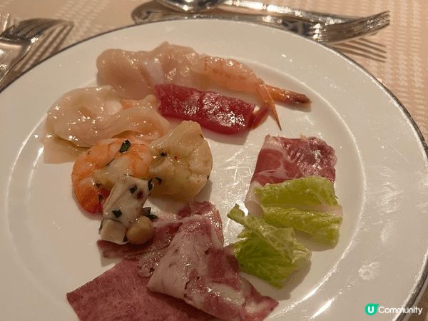 5月8日老婆生日，收工帶左佢去半島酒店食Buffet慶祝😎