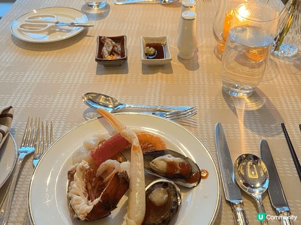 5月8日老婆生日，收工帶左佢去半島酒店食Buffet慶祝😎