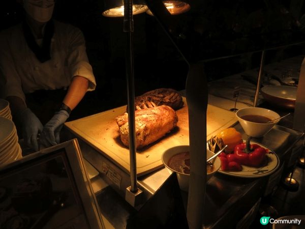 九龍東皇冠假日酒店♡星幕Cielo♡，坐擁無敵景觀，餐廳坐落...