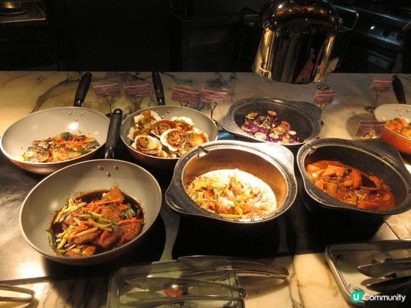 九龍東皇冠假日酒店♡星幕Cielo♡，坐擁無敵景觀，餐廳坐落...