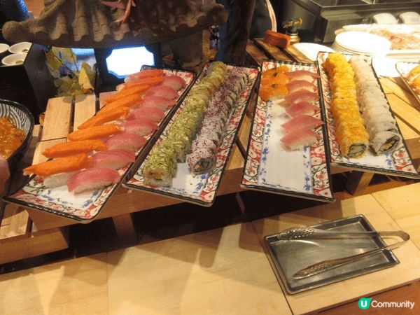 港島香格里拉酒店的(cafe TOO)位於金鐘太古廣場👍🏻，...