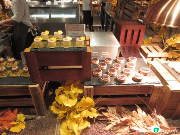 港島香格里拉酒店的(cafe TOO)位於金鐘太古廣場👍🏻，...