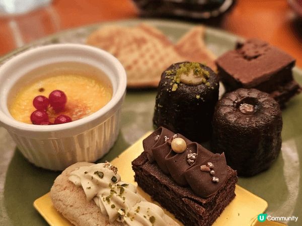 九龍香格里拉大酒店(Café Kool咖啡廳)以豐盛的國際美...