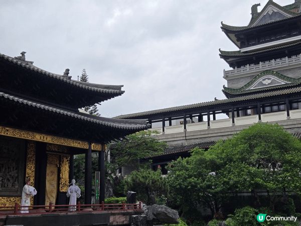 廣州的永慶坊裡面有個粵劇文化博物館，除了展品外，竟然有美景真...