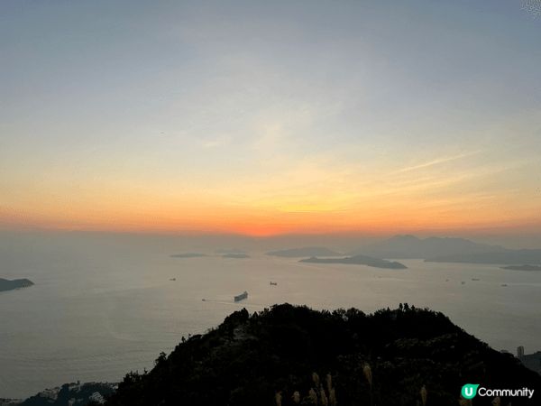 從太平山頂起步，穿過盧吉道林蔭，約半小時腳程便能抵達這座位於...