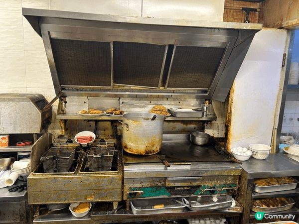 大坑東是難得香港舊區，食物有温度、環境有温度、餐枱也有溫度⋯...