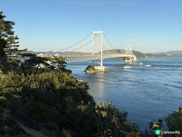 呢個係日本四國嘅鳴門漩渦週邊環境 超靚嘅地方而且好特別嘅天然...