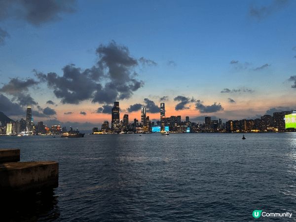 最適合去海濱長廊行吓，曬吓太陽，睇吓日落，傾吓心事，吹下海風...