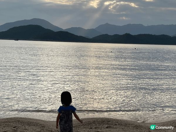放假和小朋友到橋咀島，親親大自然和陽光玩遊戲。