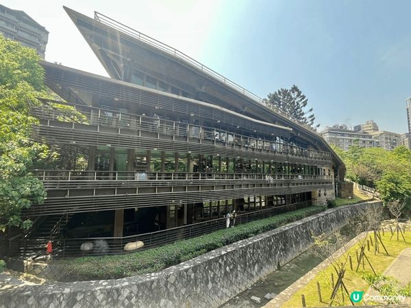 去台北如果只逛市區就太可惜了！這次專程到北投地熱谷，親眼見證...