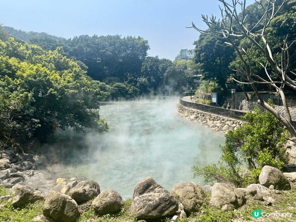 去台北如果只逛市區就太可惜了！這次專程到北投地熱谷，親眼見證...