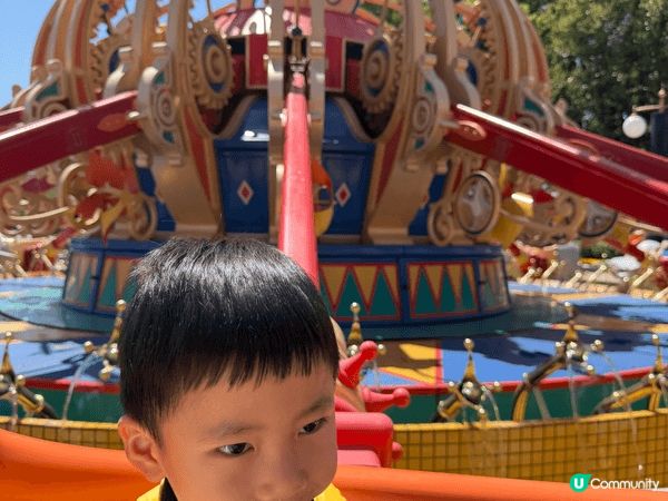 上海迪士尼樂園位於上海浦東新區，為亞洲單體面積最大的迪士尼主...