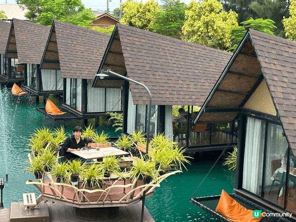 這裏是泰國網紅餐廳Manpai Sainam Café & ...