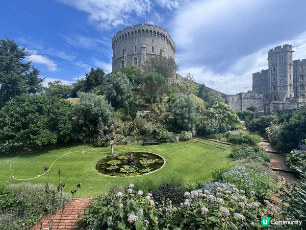 這就是超有名的英國溫莎城堡（Windsor Castle）！...