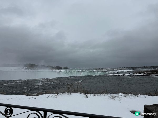 呢到係加拿大多倫多嘅Niagara Fall，雖然係冬天拍攝...