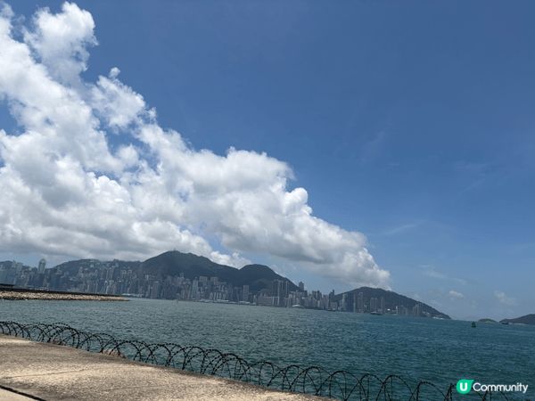 這裡是昂船州軍營， 海邊景色優美， 機會難得。
