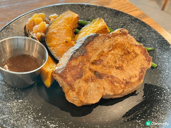 今日約朋友喺荃灣食飯，嚟到荃灣廣場西鐵天橋行過去第一間就喺，...