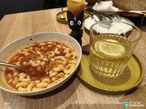 大埔超級城的beans餐廳地方寬敞，早餐食物美味，食得暢快。...