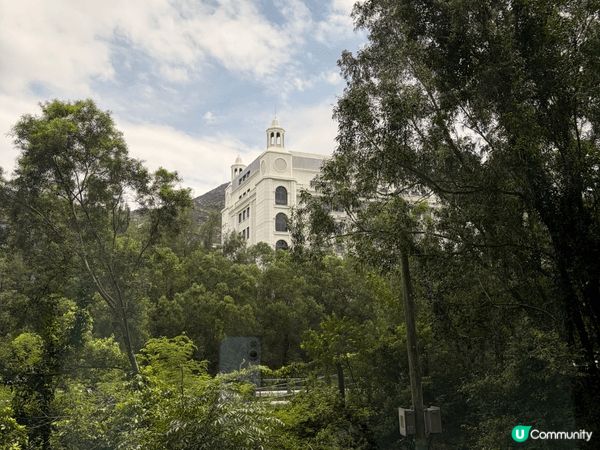 第一張相係香港維港海中心，帶住團欣賞黃昏日落