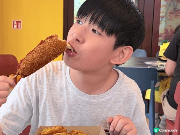 海洋公園動感美食坊，芝士熱狗格格薯塊！食到舔舔脷