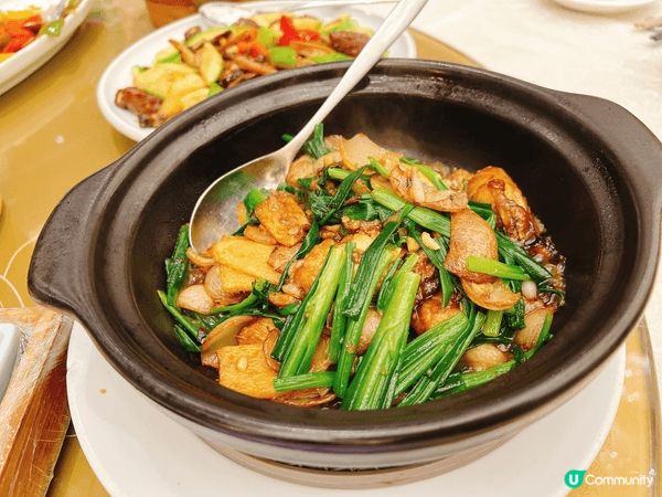 尖沙咀the one酒樓，推介啫生蠔+片皮鴨+咕嚕肉，都好好...