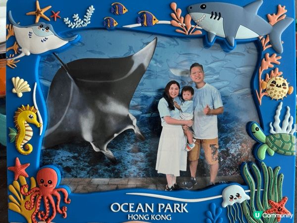 海洋公園之所以能成為香港歷久不衰且極具人氣的「打卡熱點」，是...