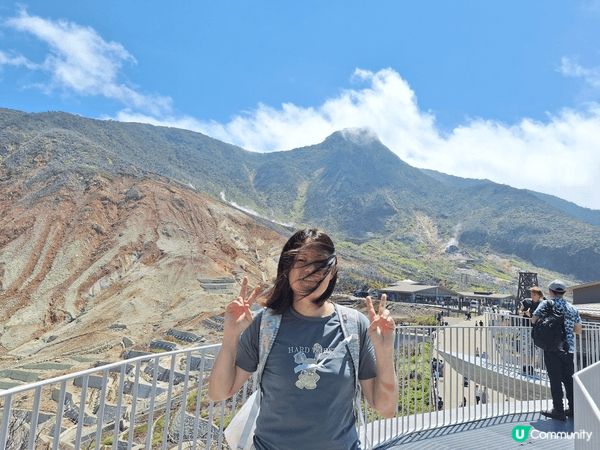 去東京看富士山，當日天氣很好，吃一頓很美味的燒和牛飯，一出餐...