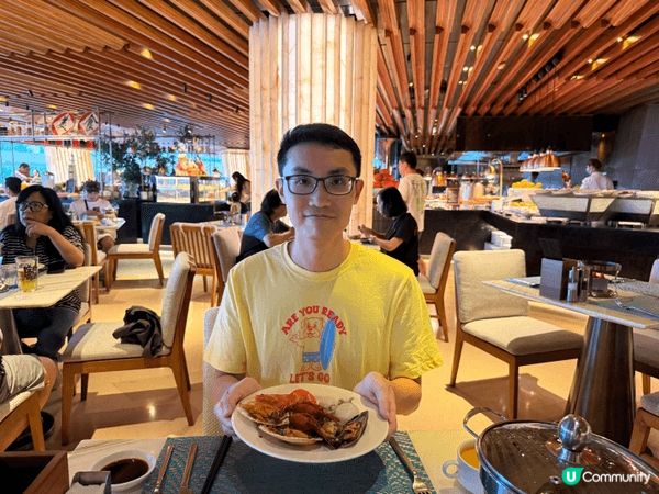 呢間深圳大梅沙洲際度假酒店係豪華海濱度假勝地！可喺高層陽台飽...