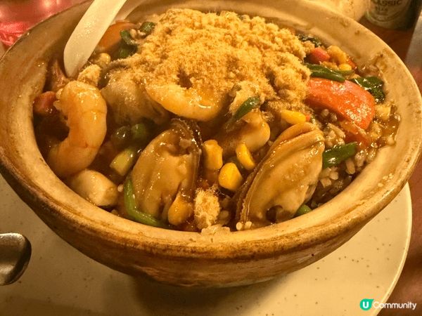 同朋友去咗位於銅鑼灣嘅泰國人駐場嘅泰國餐廳，呢間泰式餐廳，真...