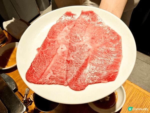呢間位於日本涉谷嘅燒肉店：本格焼肉 ビーフキッチン，主打黑毛...