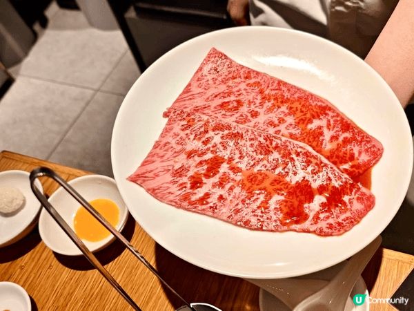 呢間位於日本涉谷嘅燒肉店：本格焼肉 ビーフキッチン，主打黑毛...