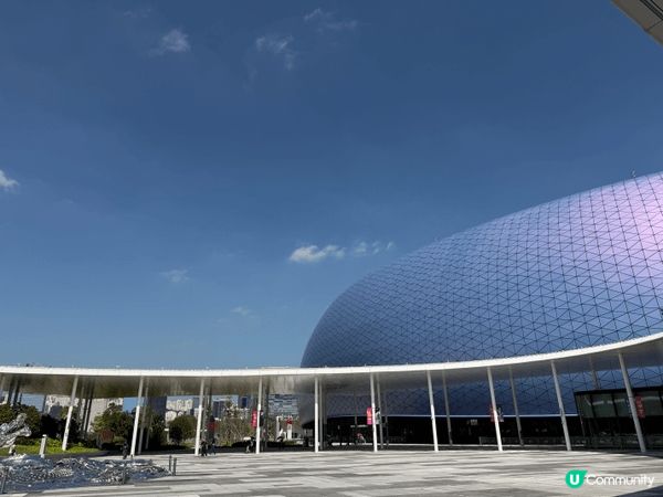 1) 啟德主場館：香港全新的大型體育及娛樂樞紐，主場館可容納...