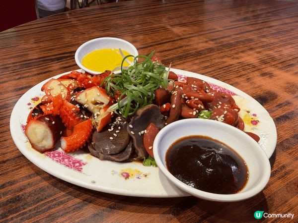 前排去咗旺角嘅女人街食飯公司食飯，呢間港式大排檔真係好高質，...