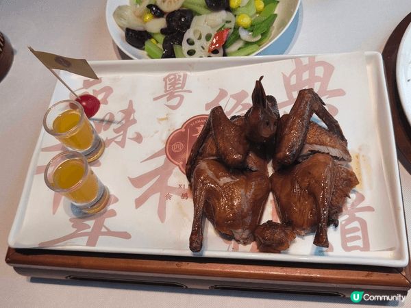 這組圖片展示了精緻的中式美食與優質的水果禮盒：