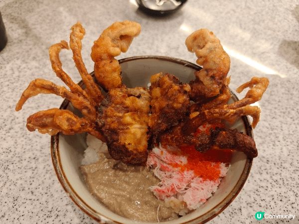 去左一間不過不失的日本餐廳。位於荃新天地一門町市場內的点壽司...