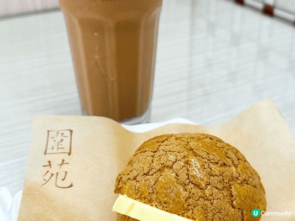 夏日炎炎，食美食，心情愉快，港式菠蘿包配奶茶，火鍋任食。晚上...