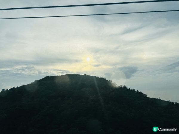 昂坪360纜車上的風景